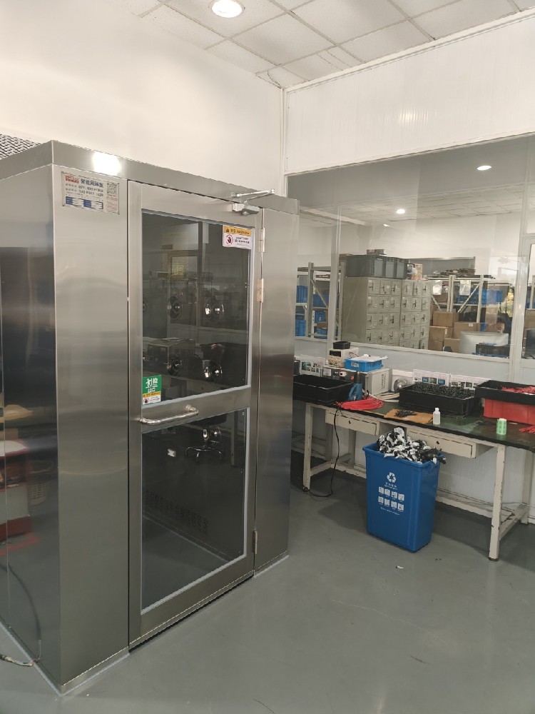 上海無(wú)塵風(fēng)淋室的凈化效率指什么